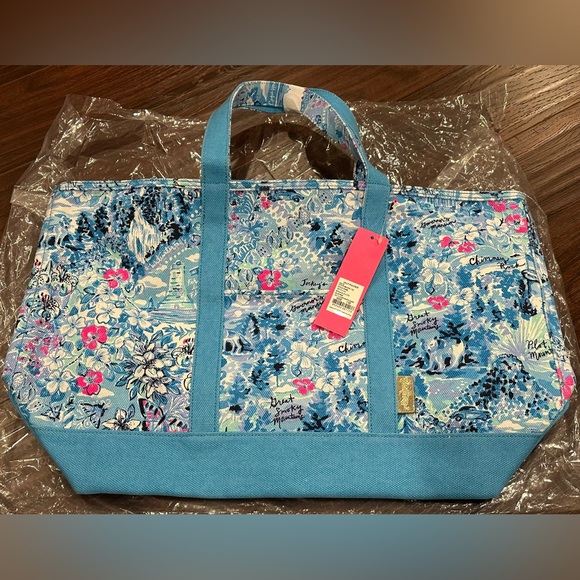 Lilly Pulitzer Mercato Canvas Tote Bag - Blue Peri Lilly Loves North Carolina - Picture 7 of 11